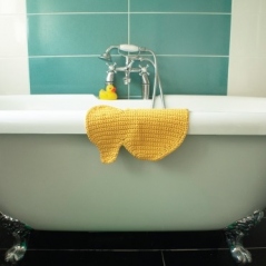 Duck Flannel and Bath Mat Set